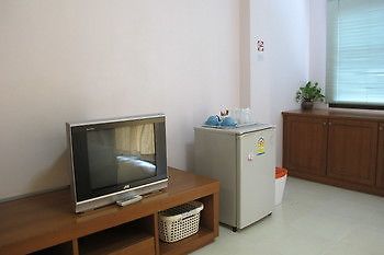 Somjai House Hotel Si Racha Eksteriør billede