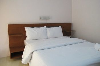 Somjai House Hotel Si Racha Eksteriør billede